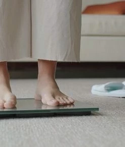 Microlife WS 80-N - Diagnostische Weegschaal Voor Lichaamsanalyse - Meet BMI & BMR 8 Microlife WS 80-N - Diagnostische Weegschaal Voor Lichaamsanalyse - Meet BMI & BMR -Medisana Sales 550x289 2