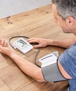 Beurer BM51 - Bloeddrukmeter Bovenarm - XL-display - Easy Clip -Medisana Sales 550x367 3