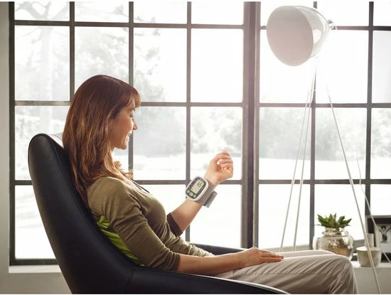 Soehnle - Bloeddrukmeter Systo Monitor 100 Soehnle - Bloeddrukmeter Systo Monitor 100 -Medisana Sales 550x415 3