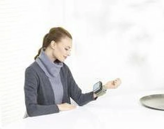 Beurer BC58 - Bloeddrukmeter pols - USB data-overdracht - XL touch display Beurer BC58 - Bloeddrukmeter Pols - USB Data-overdracht - XL Touch Display -Medisana Sales 550x433 6