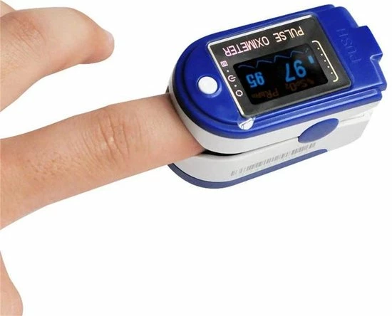 CMS 50D+ saturatiemeter Contec CMS 50D+ Saturatiemeter -Medisana Sales 550x444 1