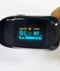 LOUZIR Pulse Oximeter -Saturatie Meter – Digitale Hartslagmeter – Zuurstofmeter - Digital Pulse Oximeter – Zuurstof - Hartslagmeter – Zuurstof Saturatiemeter – Hartslag - Bloedzuurstofmeter – Oximeter – Vingertop Pulse -Medisana Sales 550x534 1