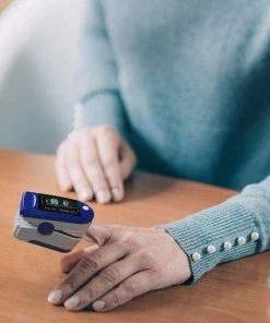 Merkloos Saturatiemeter - Hartslagmeter - Oximeter - Zuurstofmeter - Saturatiemeters - Zuurstofmeter Vinger - Pulse Oximeter -Medisana Sales 550x550 340