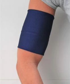 Omnipod-bandjes Lycra Band In In Een Effen Blauwe Kleur Van 35/36 Cm Ter Bescherming Van De Omnipod Of Sensor Ivm Diabetes, Geschikt Om Mee Te Zwemmen. Beschermt De Sensor Zoals De Freestyle Libre Of De Omnipod