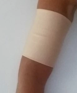 Omnipod-bandjes Effen Beige Lycra Armband Van 37/38 Cm Ter Bescherming Van De Omnipod Of Sensor Ivm Diabetes, Geschikt Om Mee Te Zwemmen. Beschermt De Sensor Of De Omnipod